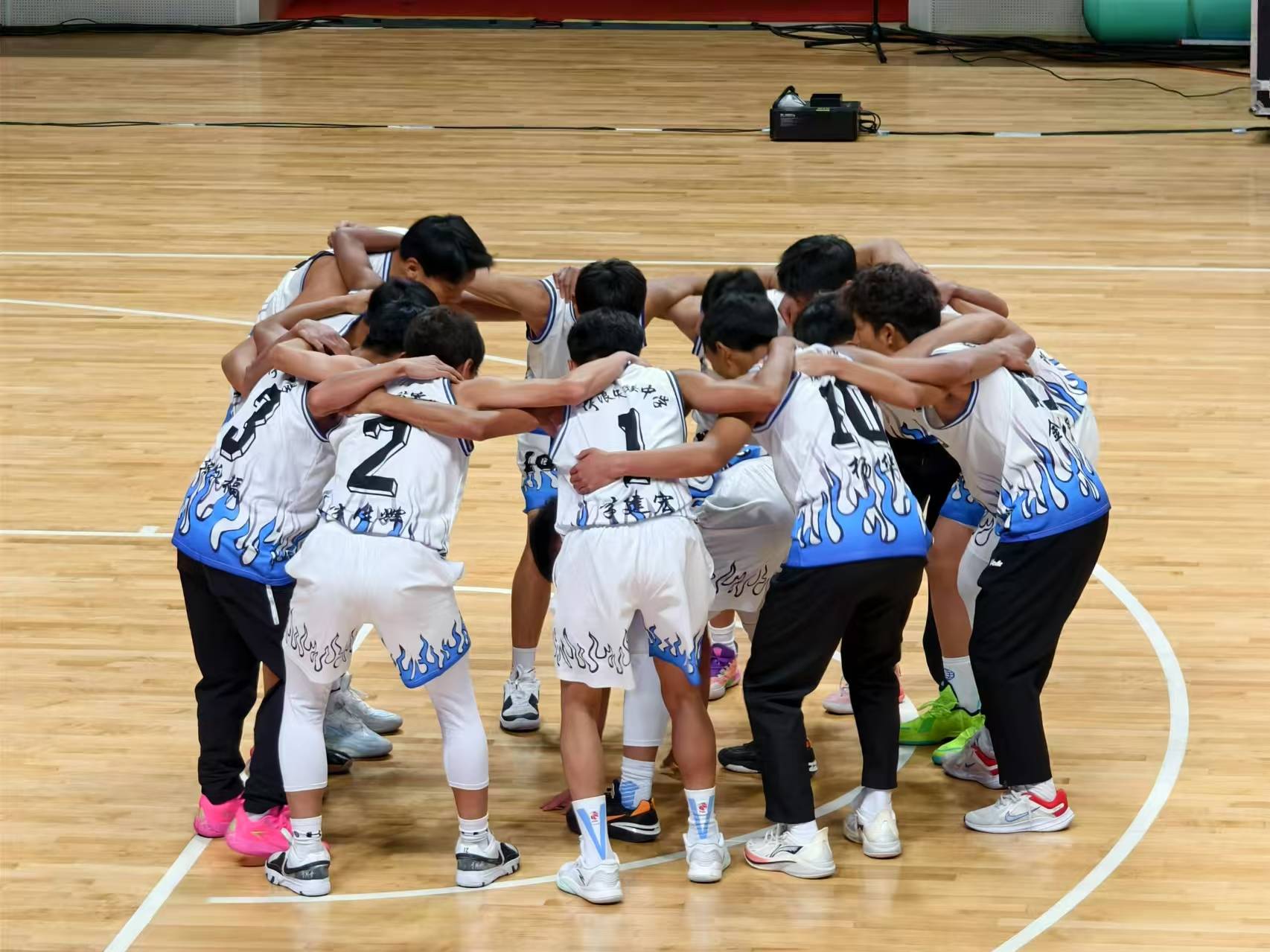 包含积极推动校园篮球创新计划,提升青少年的竞争意识和团队合作能力的词条 包含积极推动校园篮球创新计划,提升青少年的竞争意识和团队合作能力的词条